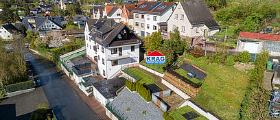 ++ KRAG Immobilien ++ Familienparadies: Gepflegt, 4 Balkone, angelegter Garten, Doppelgarage ++