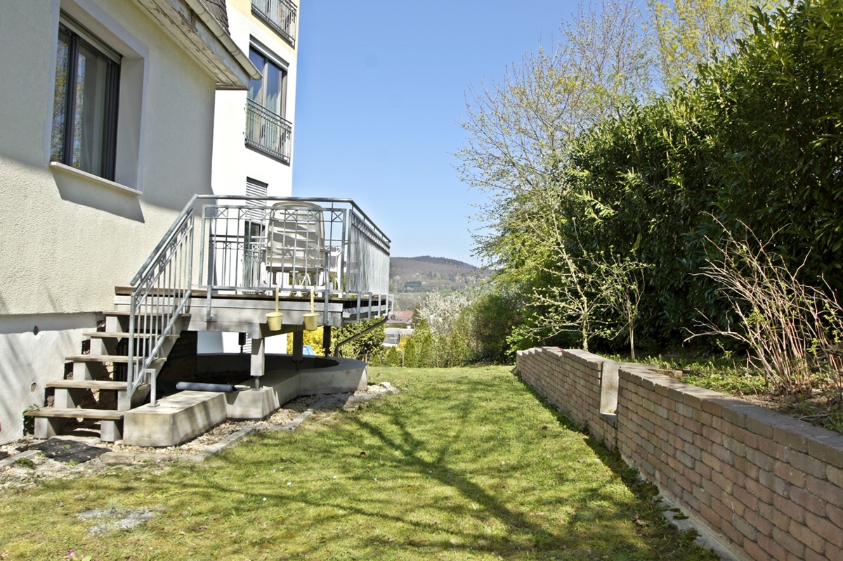 Treppe in den Garten